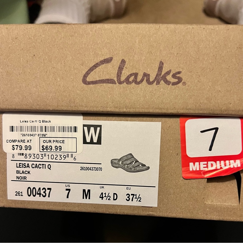 Clark Sandals - Picture 2 of 2